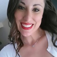 Jennifer Hillard Photo 4