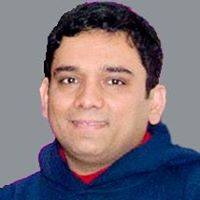 Pawan Singh Photo 6