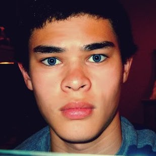 Nicholas Colvin Photo 15