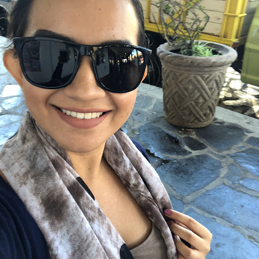 Stephanie Vallejo Photo 16