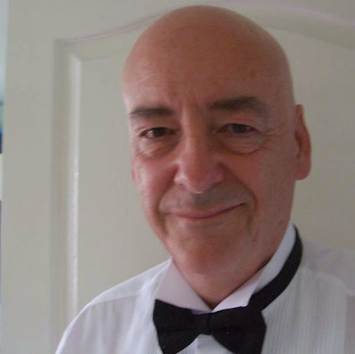 Michael Eardley Photo 10