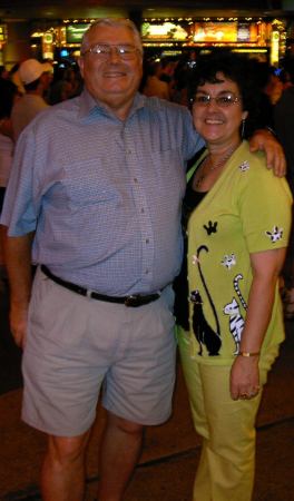 Debbie Hutton Photo 17