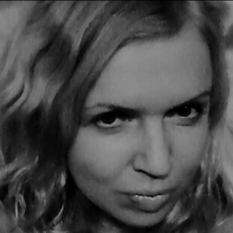 Elena Koch Photo 9