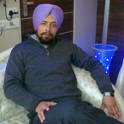 Harpreet Walia Photo 18