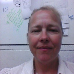 Kerri Lewis Photo 16