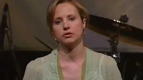 Samantha Nutt Photo 19