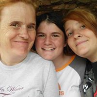 Michelle Calvert Photo 1