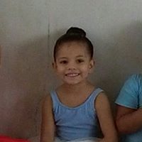 Arlene Zavala Photo 5
