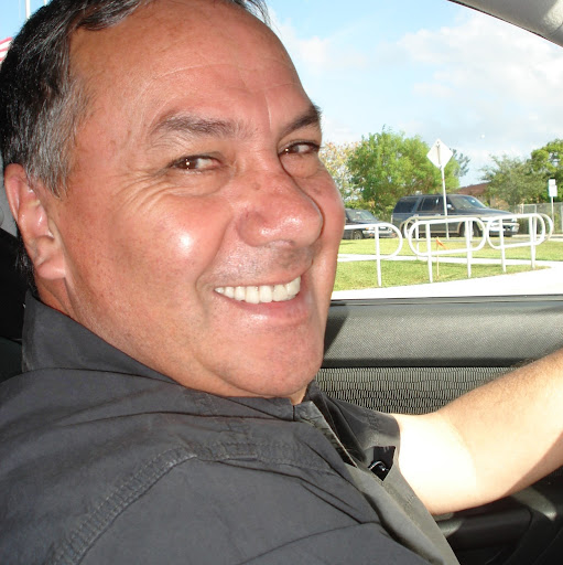 Victor Caraballo Photo 9