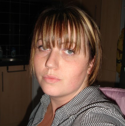 Samantha Childs Photo 12