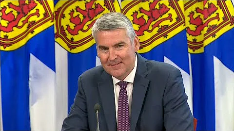 Stephen Mcneil Photo 28
