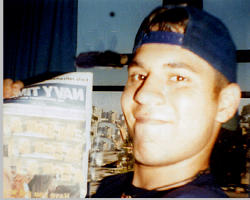 Richard Gonzales Photo 22