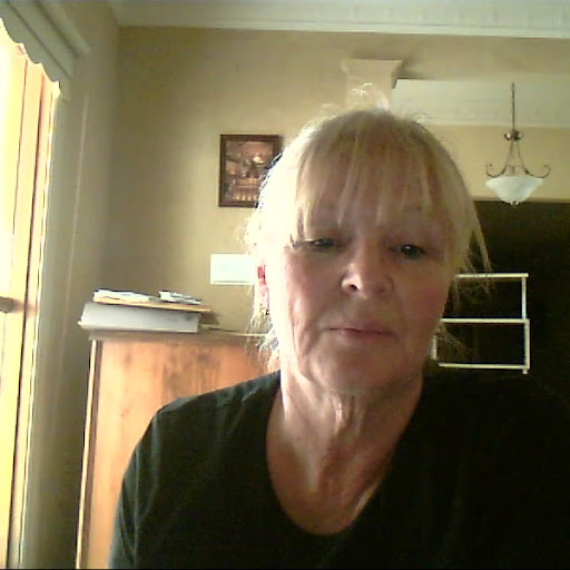 Joanne Gardiner Photo 5