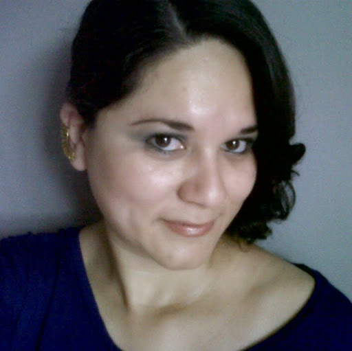 Myrna Serrano Photo 7