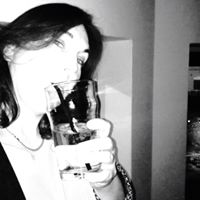 Caroline Healy Photo 2