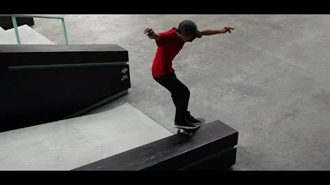 Gilbert Estrada Photo 42