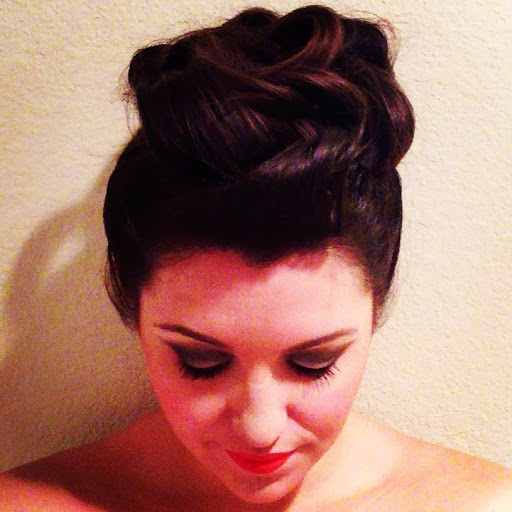 Jennifer Vanderbilt Photo 8
