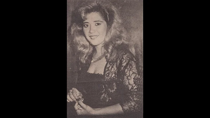 Virginia Valdivia Photo 20
