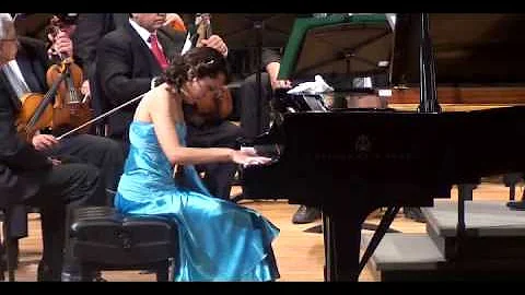 Berenice Garcia Photo 33