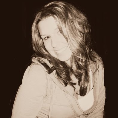 Bethany Rowe Photo 16