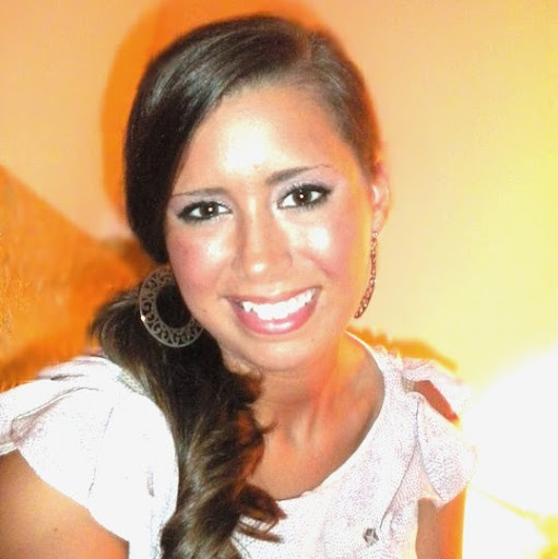 Katie Turner Photo 16