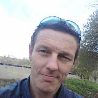 Darren Burns Photo 9