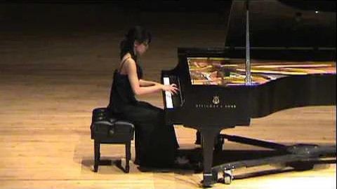 Meng Xu Photo 25