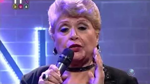 Jenny Estrada Photo 33
