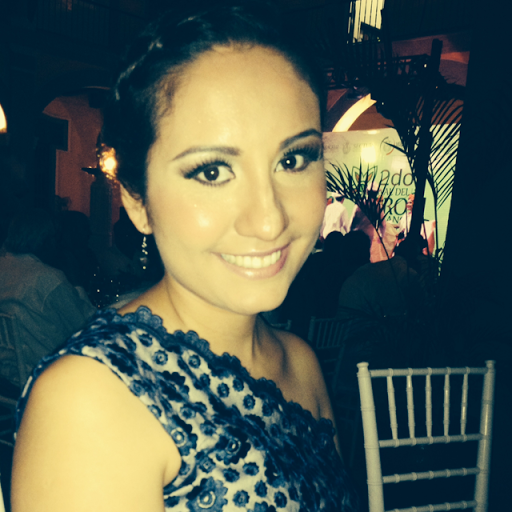 Lissette Salinas Photo 12