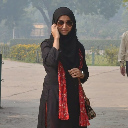 Halima Khan Photo 10