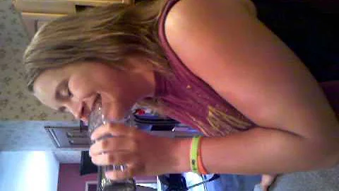 Allison Hiatt Photo 8