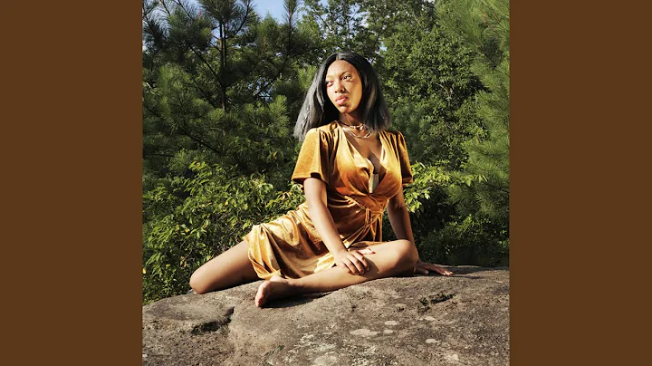 Mae Moss Photo 13
