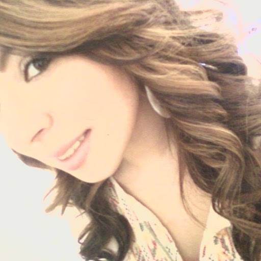 Clara Gonzales Photo 9
