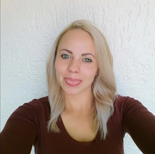 Cassandra Phillips Photo 16