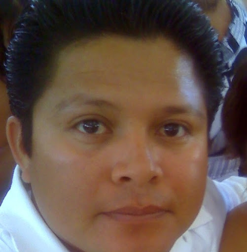Enrique Leyva Photo 10
