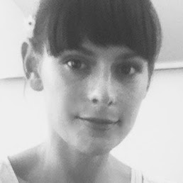 Summer Graham Photo 16