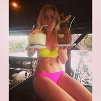 Cassidy Hayes Photo 7