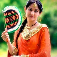 Navneet Kaur Photo 12