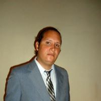 Roger Salinas Photo 8