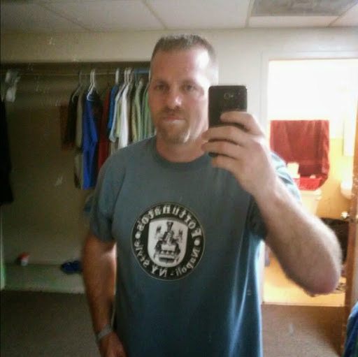 Ryan Ricketts Photo 8