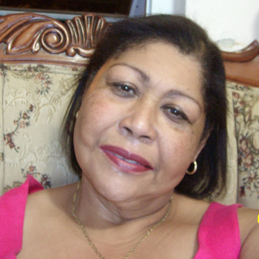 Carmen Santiago Photo 11