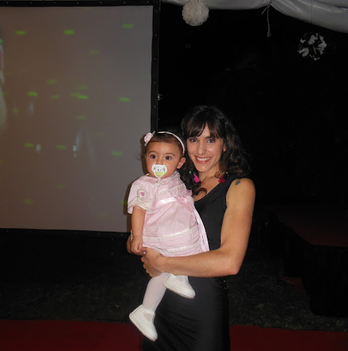 Leila Abraham Photo 13