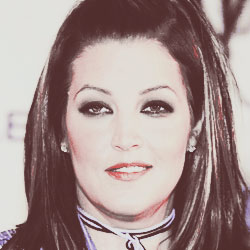 Lisa Presley Photo 13