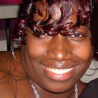 Stephanie Floyd Photo 4