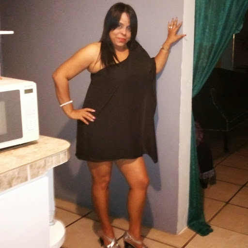 Yvonne Rivas Photo 1