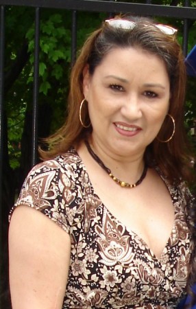 Evelyn Santiago Photo 17