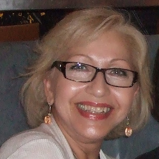 Carmen Santiago Photo 16