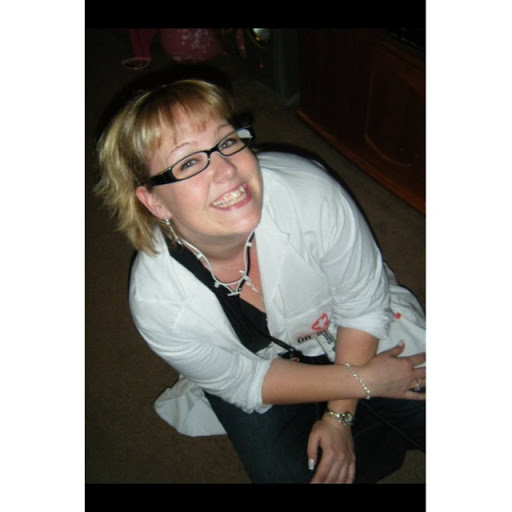 Rebecca Munn Photo 12