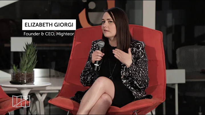 Elizabeth Giorgi Photo 6