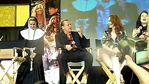 Renee Hurst Photo 29